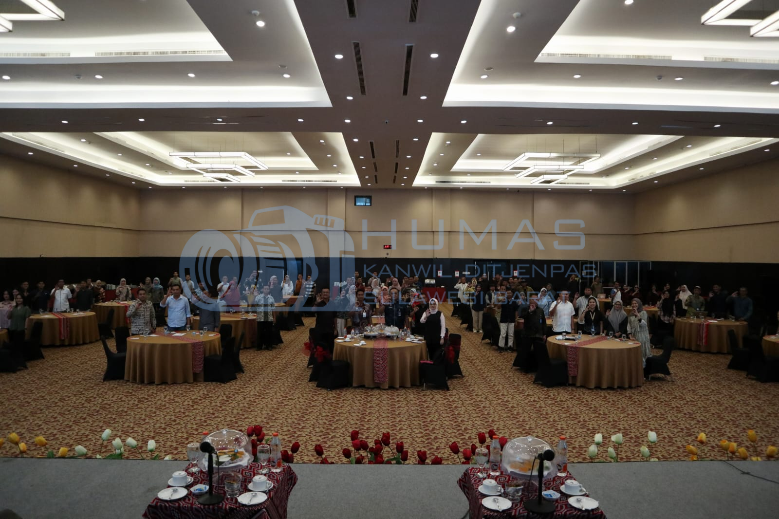 Kakanwil Ditjenpas Sulbar Jadi Narasumber dalam Penguatan Kapasitas HAM bagi Aparatur Negara dengan Tema "Humanis dalam Melayani, Harmonis dalam Kebhinekaan".