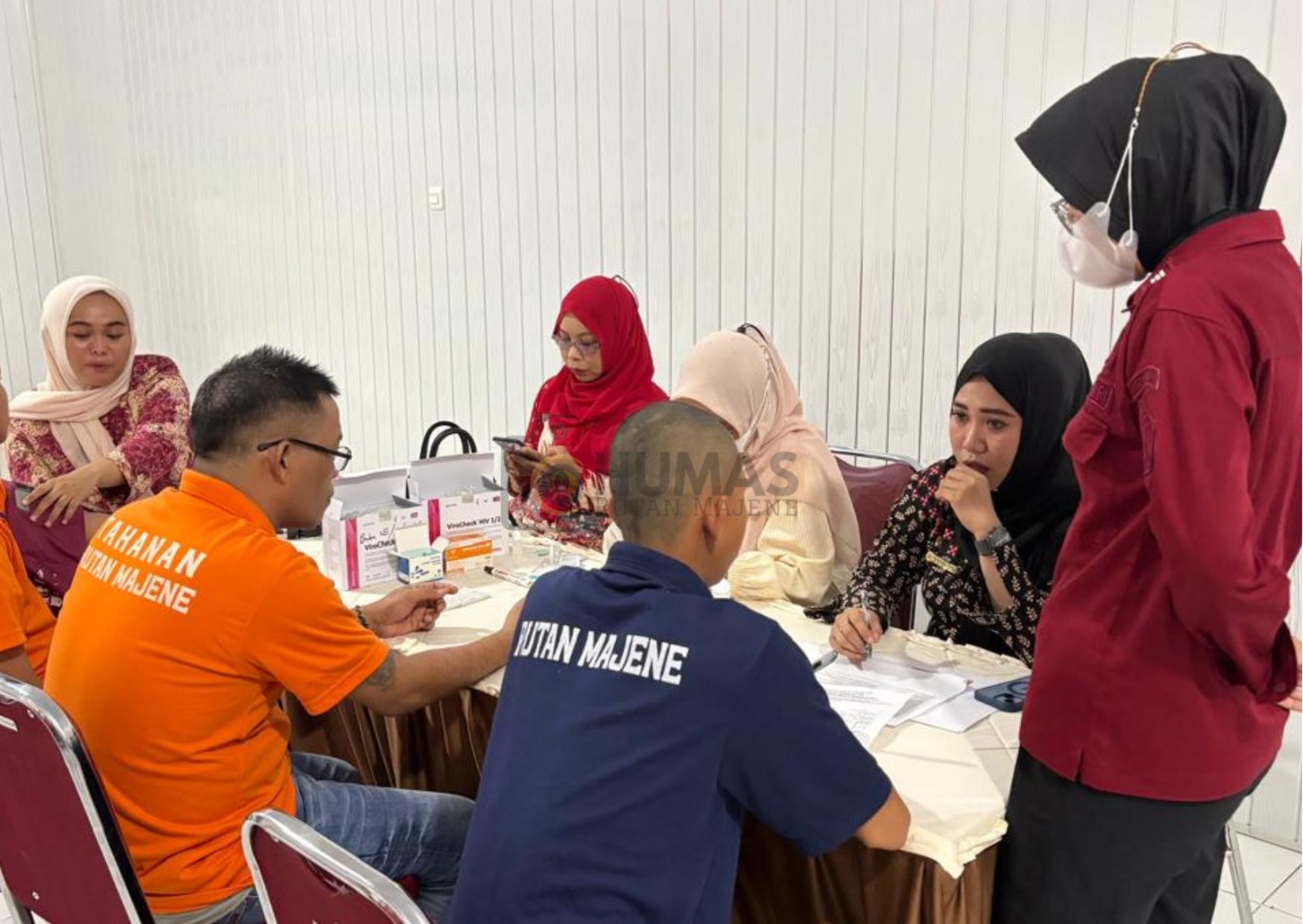 KERJA SAMA PETUGAS KESEHATAN, RUTAN KELAS IIB MAJENE LAKSANAKAN SKRINING KESEHATAN BAGI WARGA BINAAN